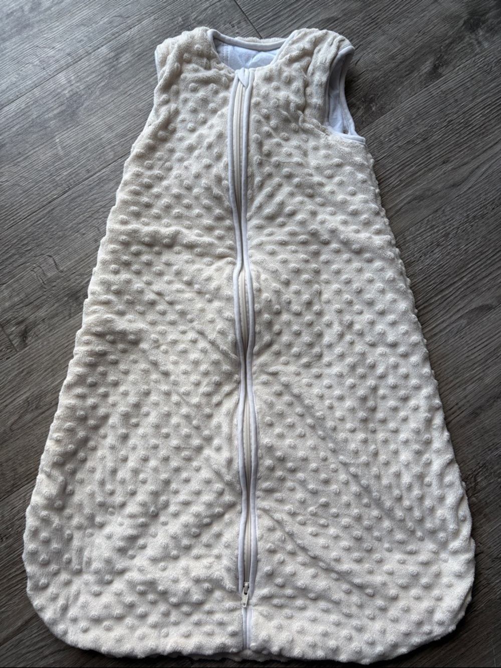 Soft Cream Textured Dot Baby Sleep Sack - Sleeveless Zip Front